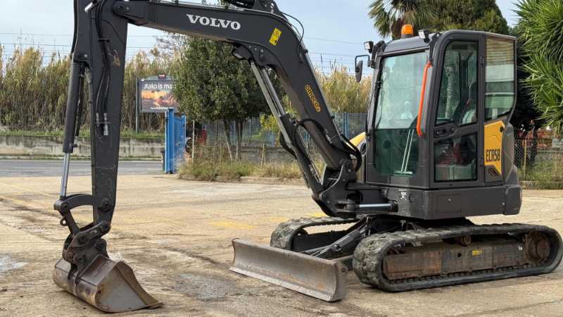 OmecoHub - VOLVO ECR58F